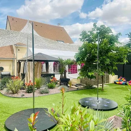 Lady Pop Villa Boissets